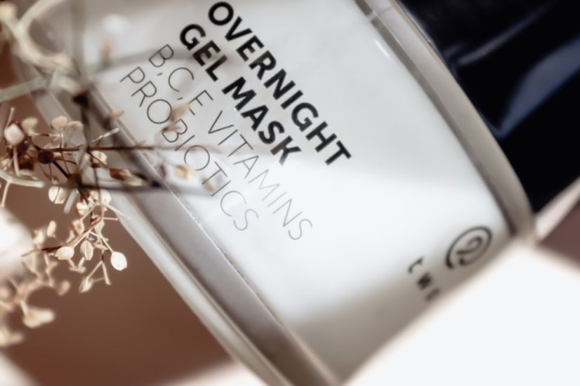 OVERNIGHT GEL MASK