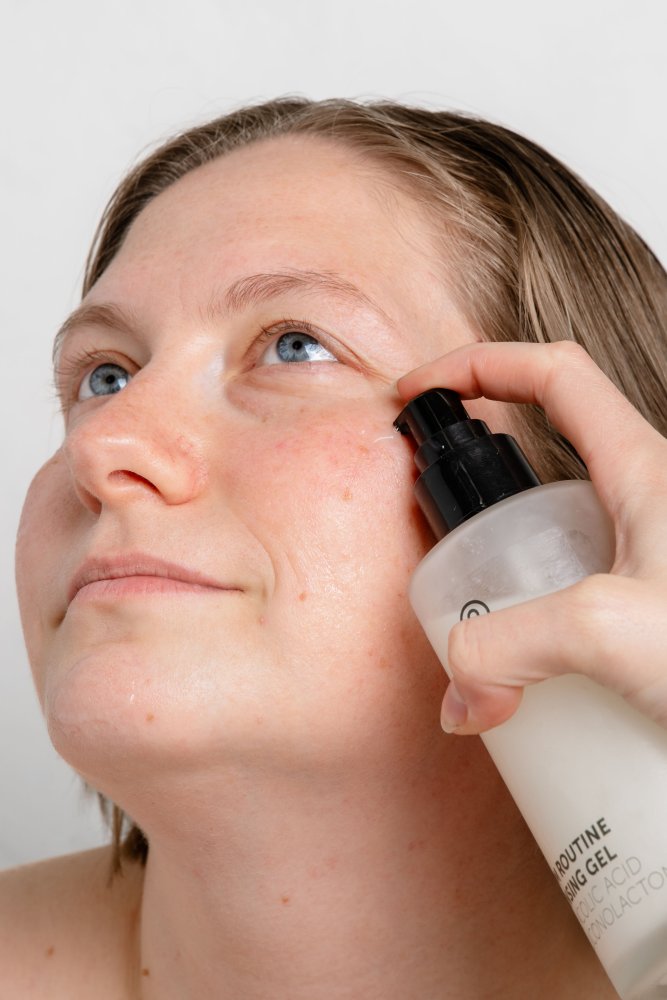 am/pm routine cleansing gel 5% glycolic acid davkovanie na tvar 